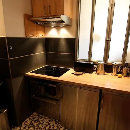 Apartament Nest In *