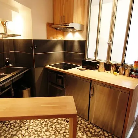 Apartament Nest In *
