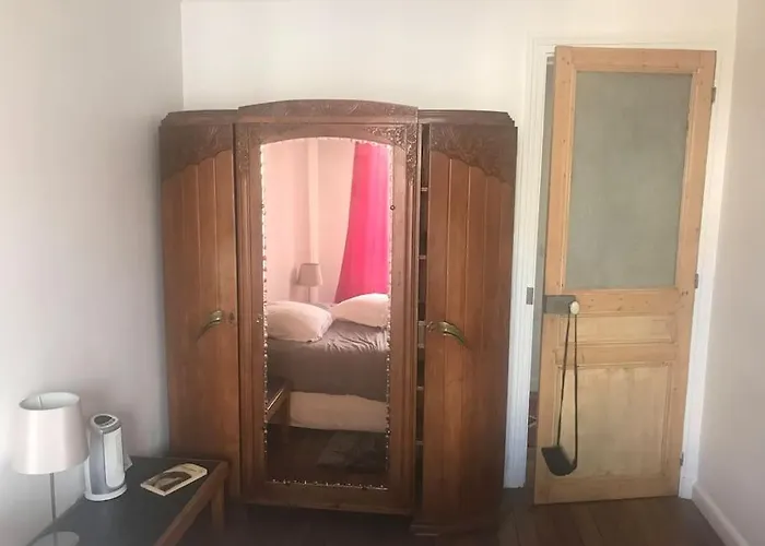 Nest In *