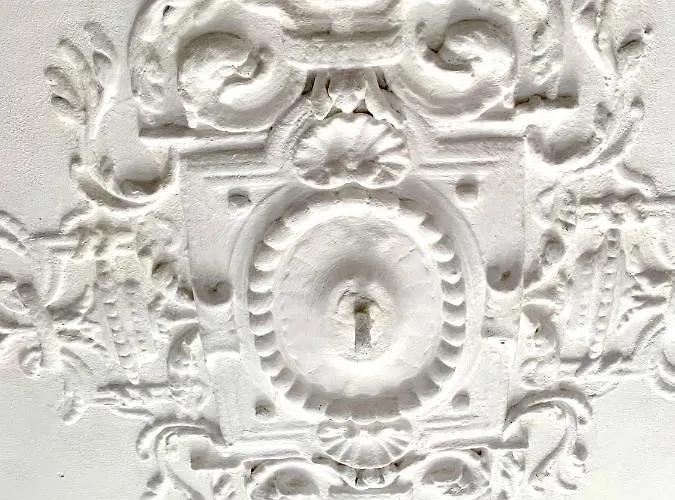 Nest In Apartment Paris